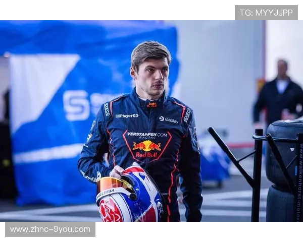 F1车手力量与反应周期化训练:极速赛场上的制胜秘密 F1车手力量与反应周期化训练:极速赛场上的制胜秘密